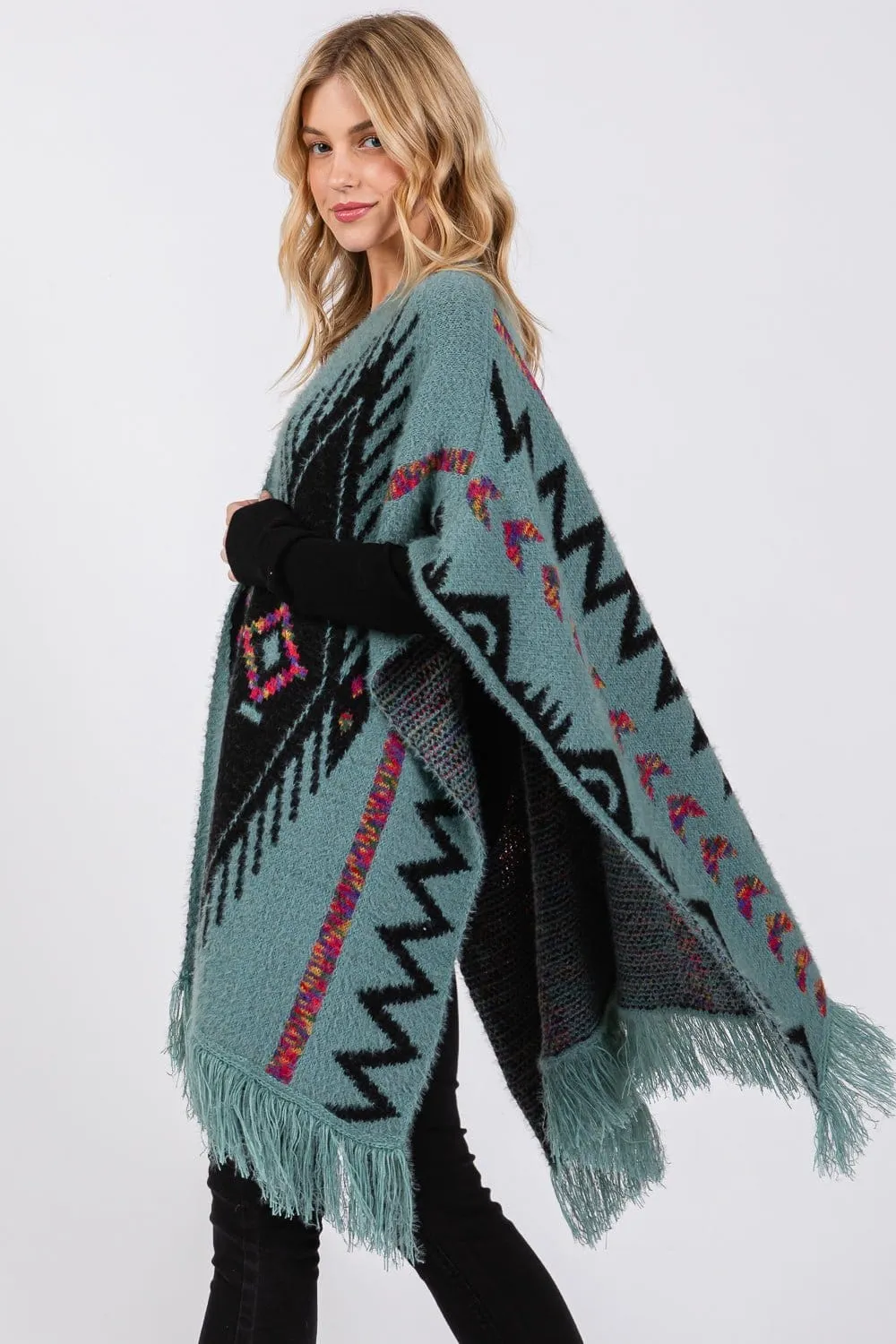 MS0410 Aztec Pattern Tassel Knit Ruana