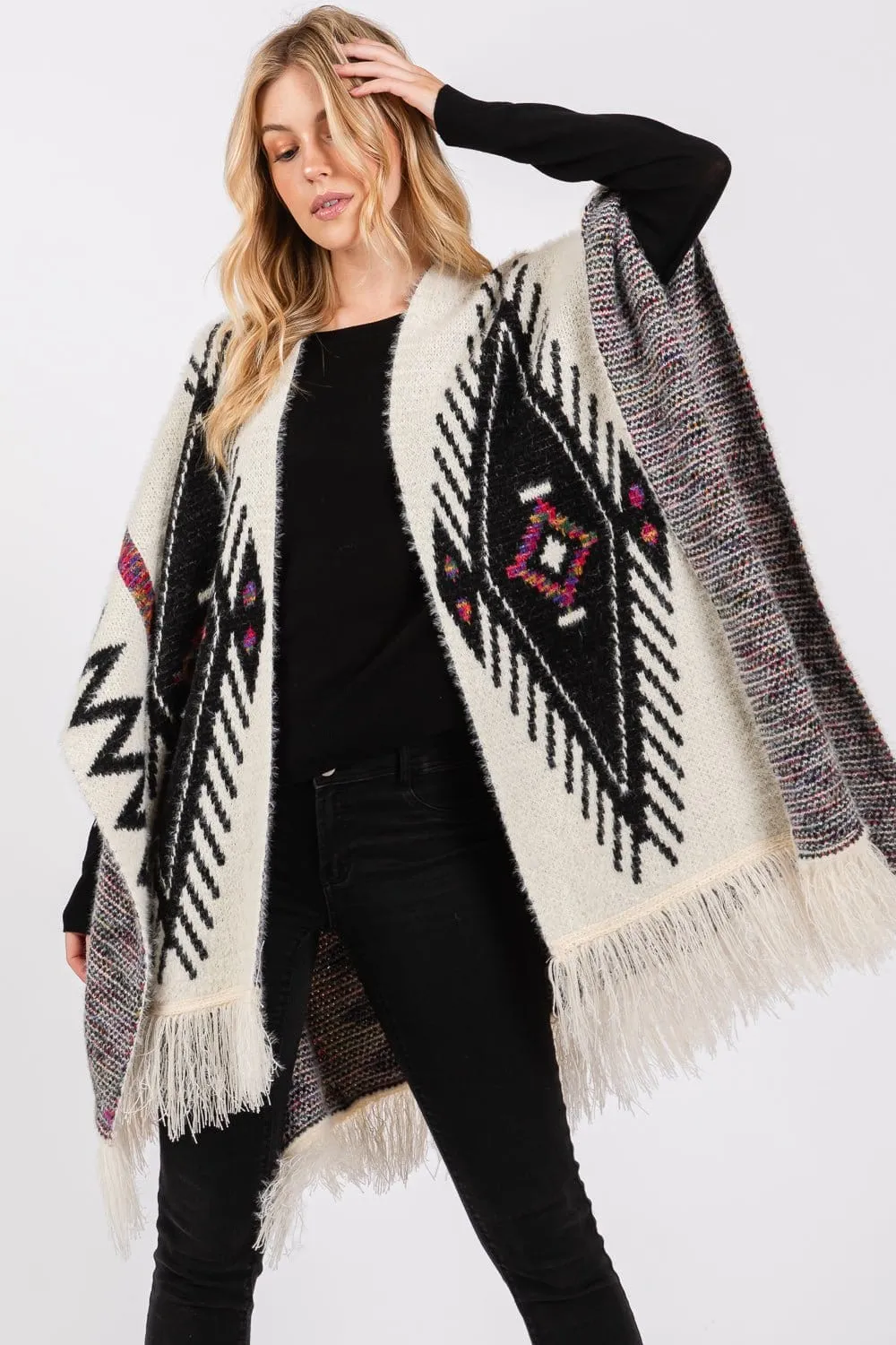 MS0410 Aztec Pattern Tassel Knit Ruana