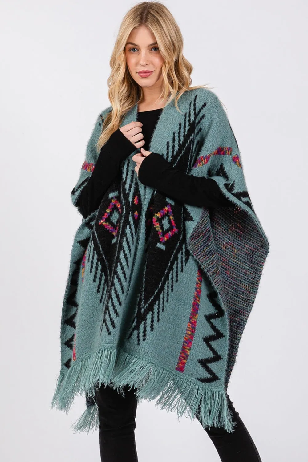 MS0410 Aztec Pattern Tassel Knit Ruana